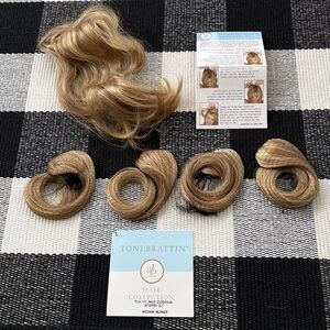 Tony Brattin Topper and 4 Wavy Extensions in Medium Blonde